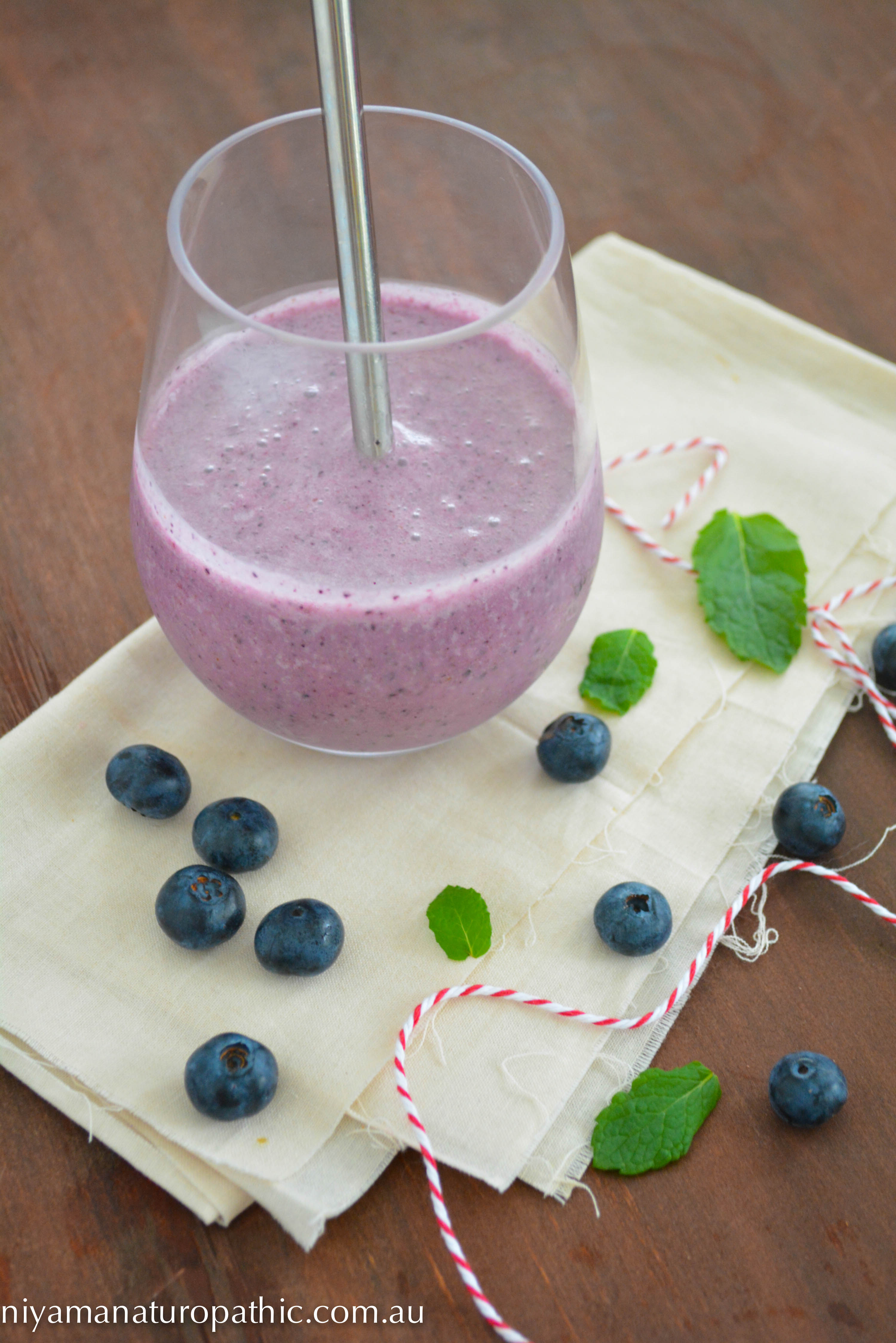 blueberry coconut smoothie